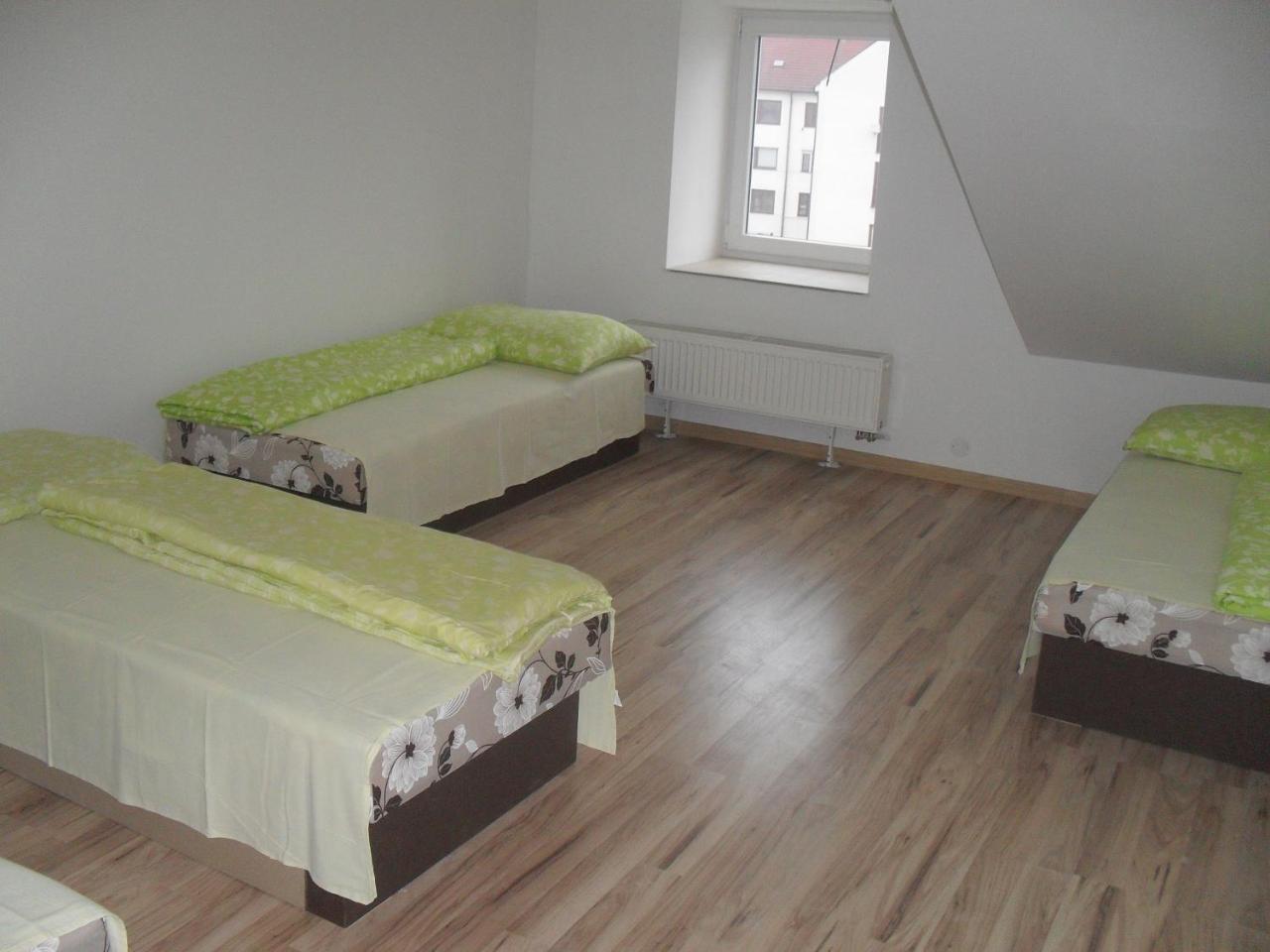 Hotel Tatra Malacky Zewnętrze zdjęcie