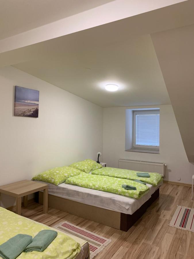 Hotel Tatra Malacky Zewnętrze zdjęcie