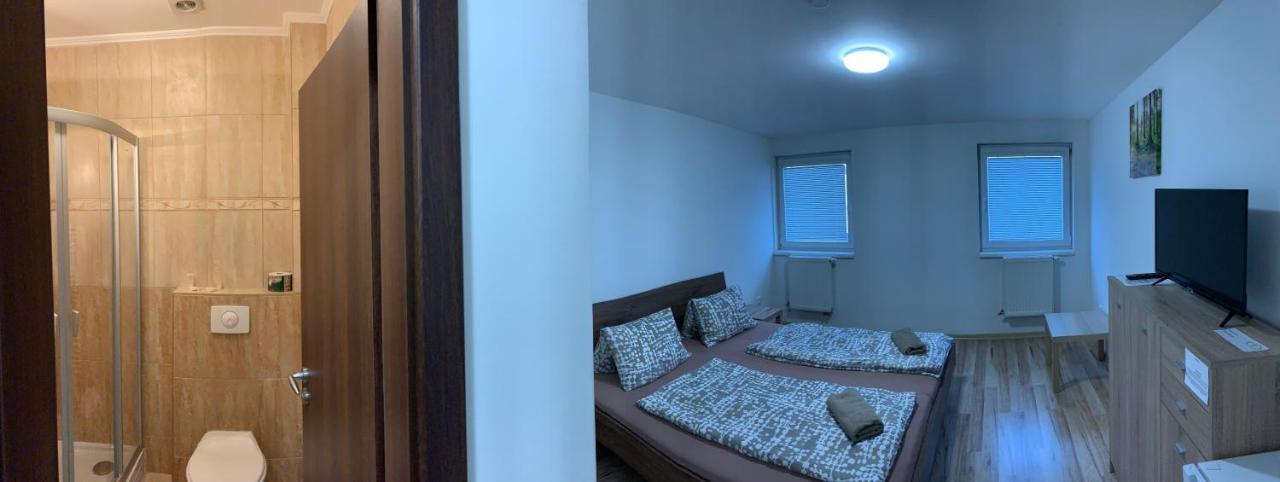 Hotel Tatra Malacky Zewnętrze zdjęcie